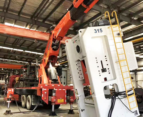 揭西提升工作效率，选择优质折臂吊租赁服务