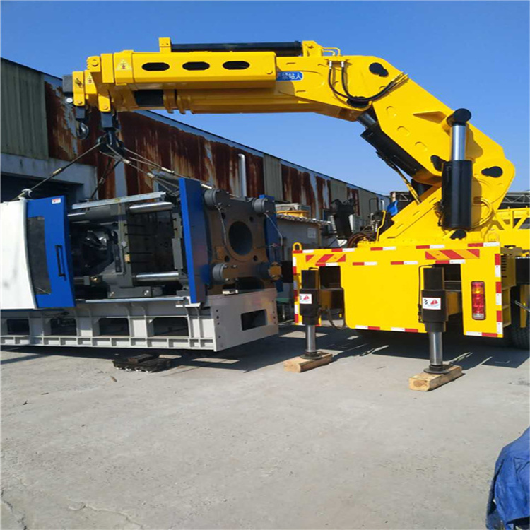 揭西 大吨位折臂吊出租费用解析：一小时租赁多少钱