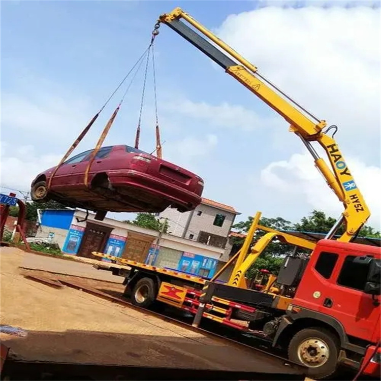 揭西吊车救援小汽车怎么吊