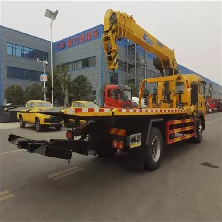 揭西附近小随车吊出租电话，轻松解决搬运烦恼