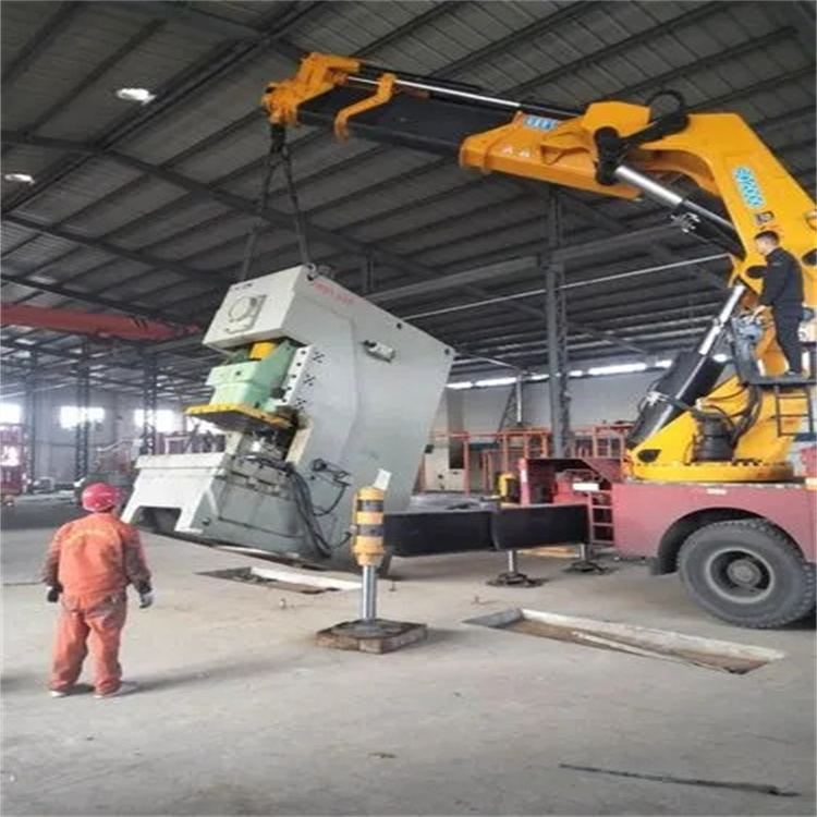 揭西80吨折臂吊车出租附近电话